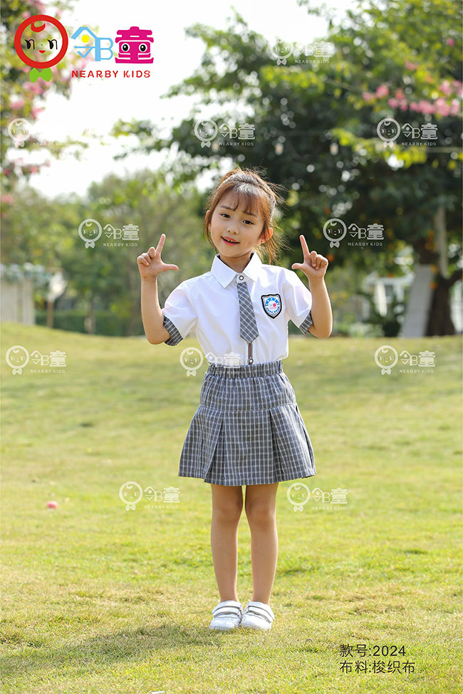 夏季最新款幼兒園園服，清爽脫俗班服