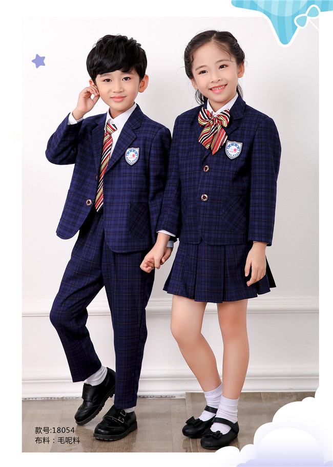 幼兒園園服禮服，藍格小西服